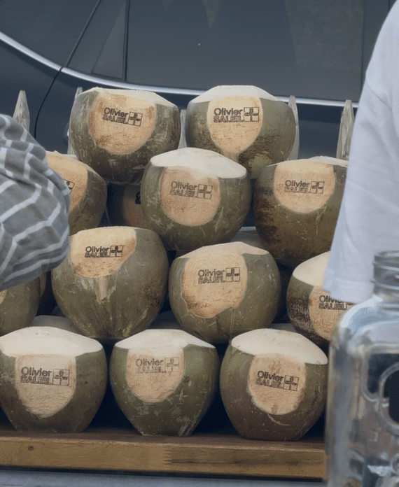 Cocktail coco personnalisé avec logo de l’entreprise